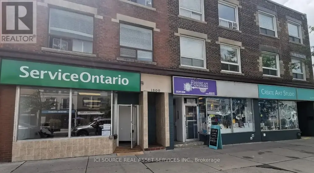1811 Danforth Avenue, Toronto (Woodbine Corridor)